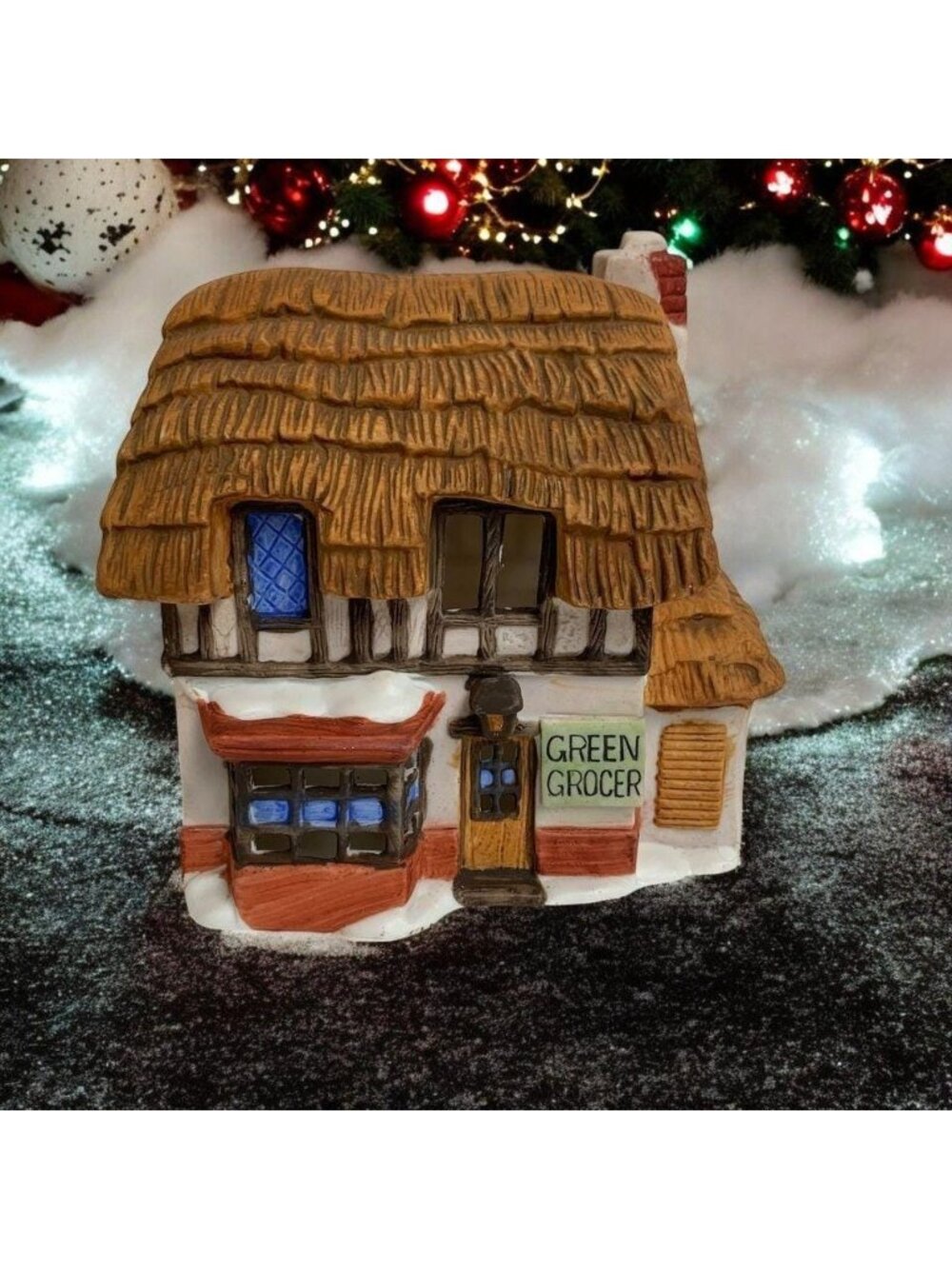 Dept 56 Green Grocer Dickens Village Lighted Christmas Decoration from 1984